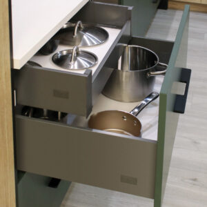 Urban Rollout Tray 15-inch